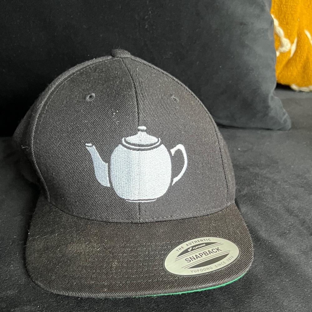 Black Snapback Hat with‎ Teapot Design
